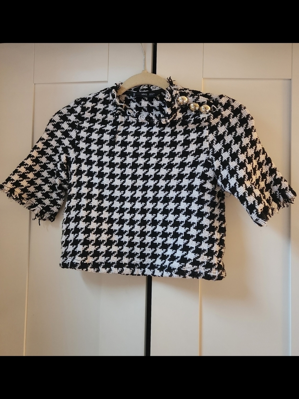 Zara Black & White Houndstooth Top